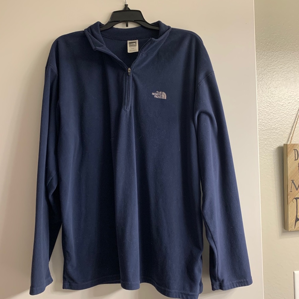 Men’s XL North Face pullover